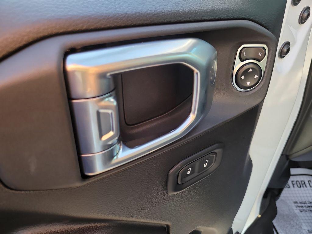 new 2026 Jeep Gladiator car, priced at $48,042