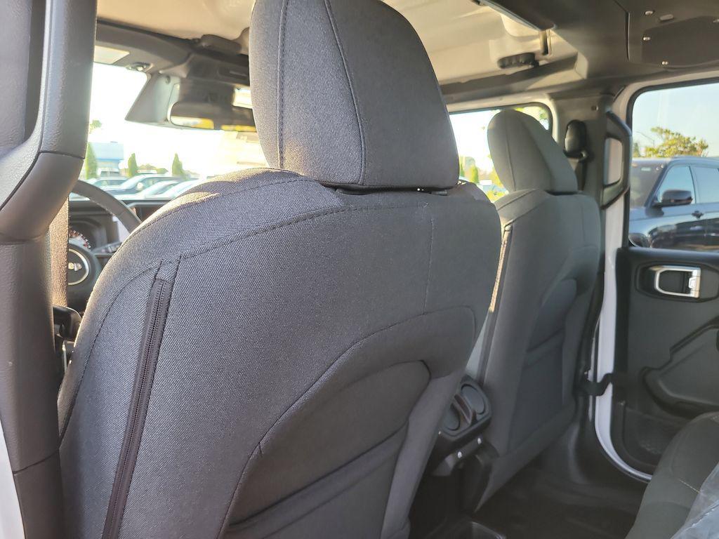 new 2026 Jeep Gladiator car, priced at $48,042