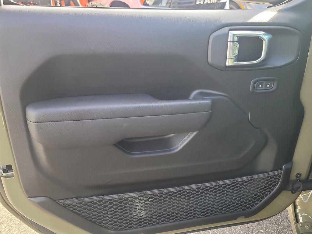 used 2025 Jeep Wrangler car, priced at $30,804