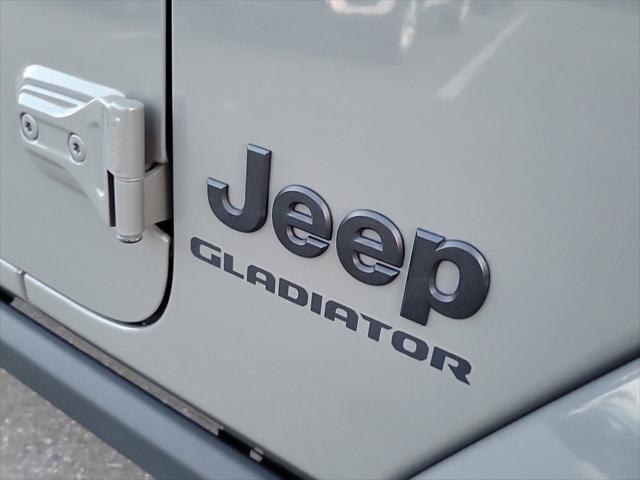 used 2022 Jeep Gladiator car, priced at $32,119