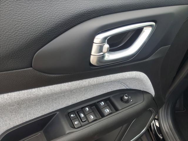 new 2025 Jeep Compass car, priced at $28,842