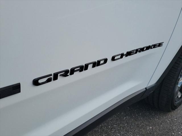 new 2025 Jeep Grand Cherokee car, priced at $37,416