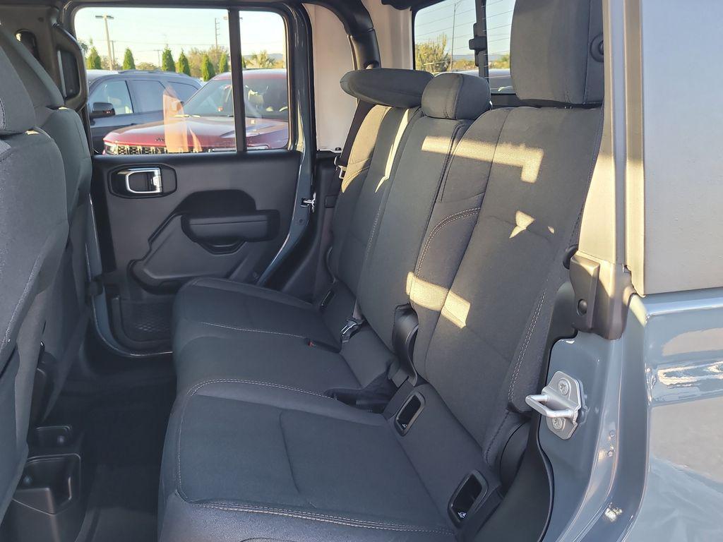 new 2025 Jeep Gladiator car, priced at $41,055