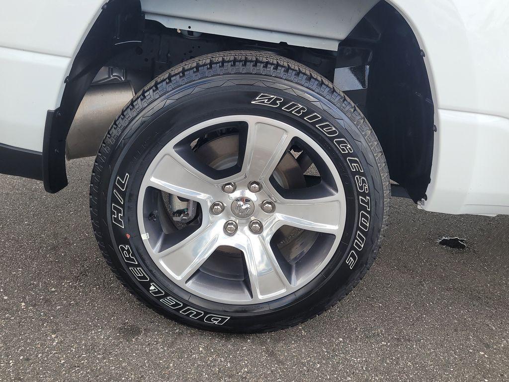 used 2025 Ram 1500 car, priced at $39,987