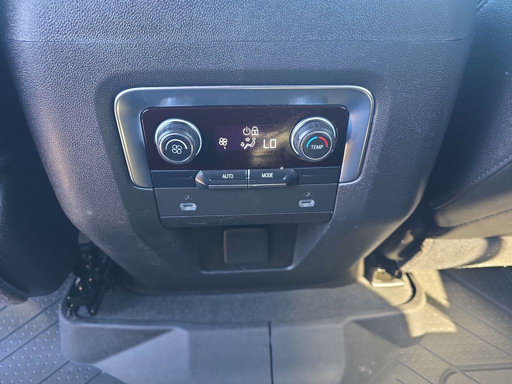 used 2021 Chevrolet Suburban car, priced at $40,605