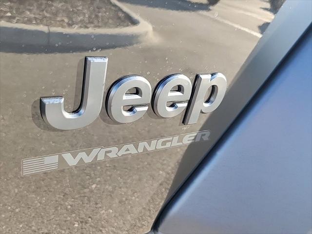 new 2025 Jeep Wrangler car, priced at $36,922