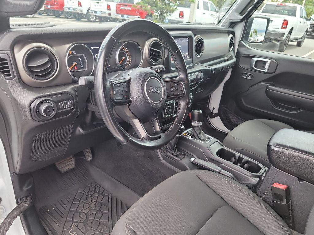 used 2020 Jeep Wrangler Unlimited car, priced at $25,016