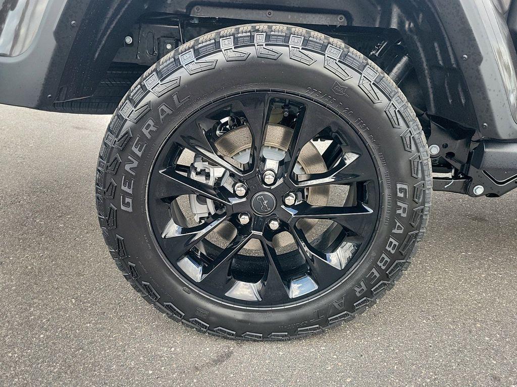 new 2025 Jeep Gladiator car, priced at $39,093