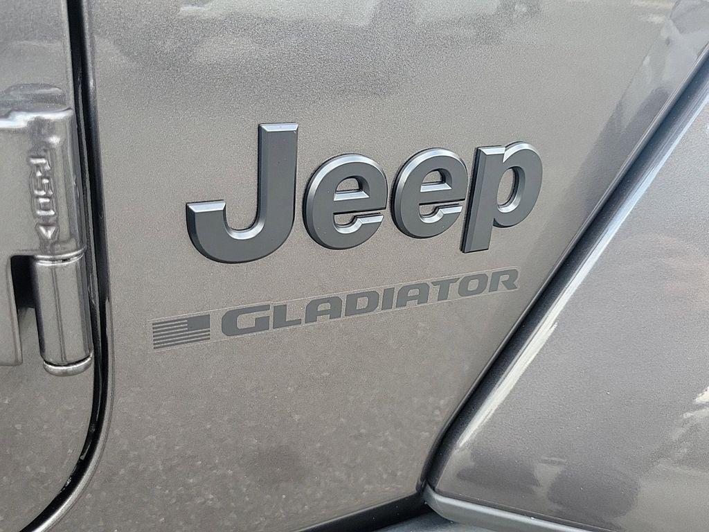 new 2025 Jeep Gladiator car, priced at $39,093