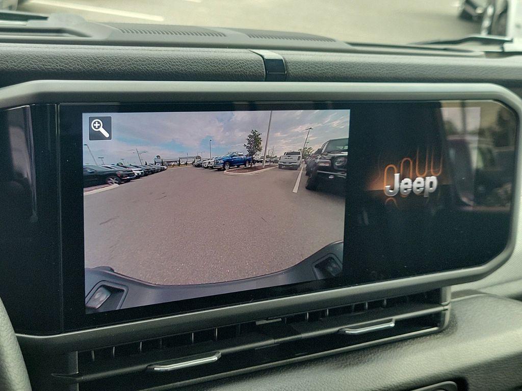 new 2025 Jeep Gladiator car, priced at $39,093