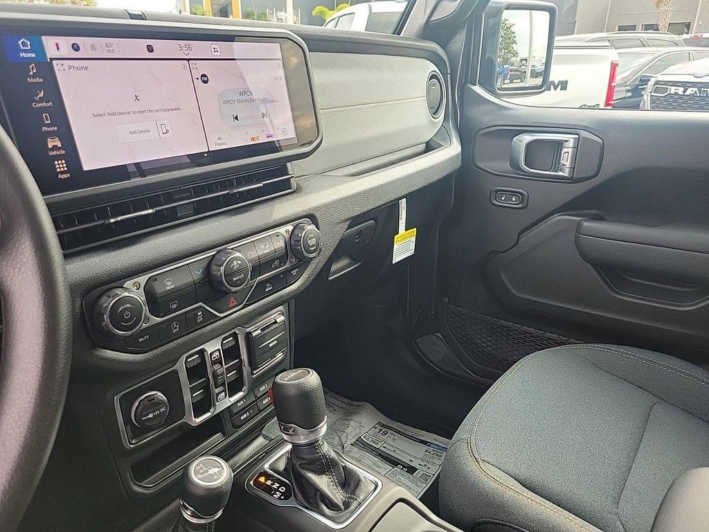 new 2025 Jeep Gladiator car, priced at $39,093