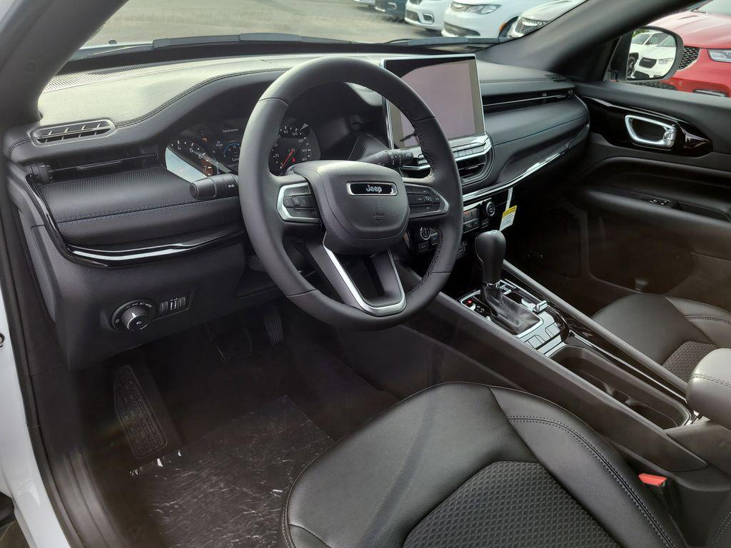 new 2025 Jeep Compass car, priced at $30,488