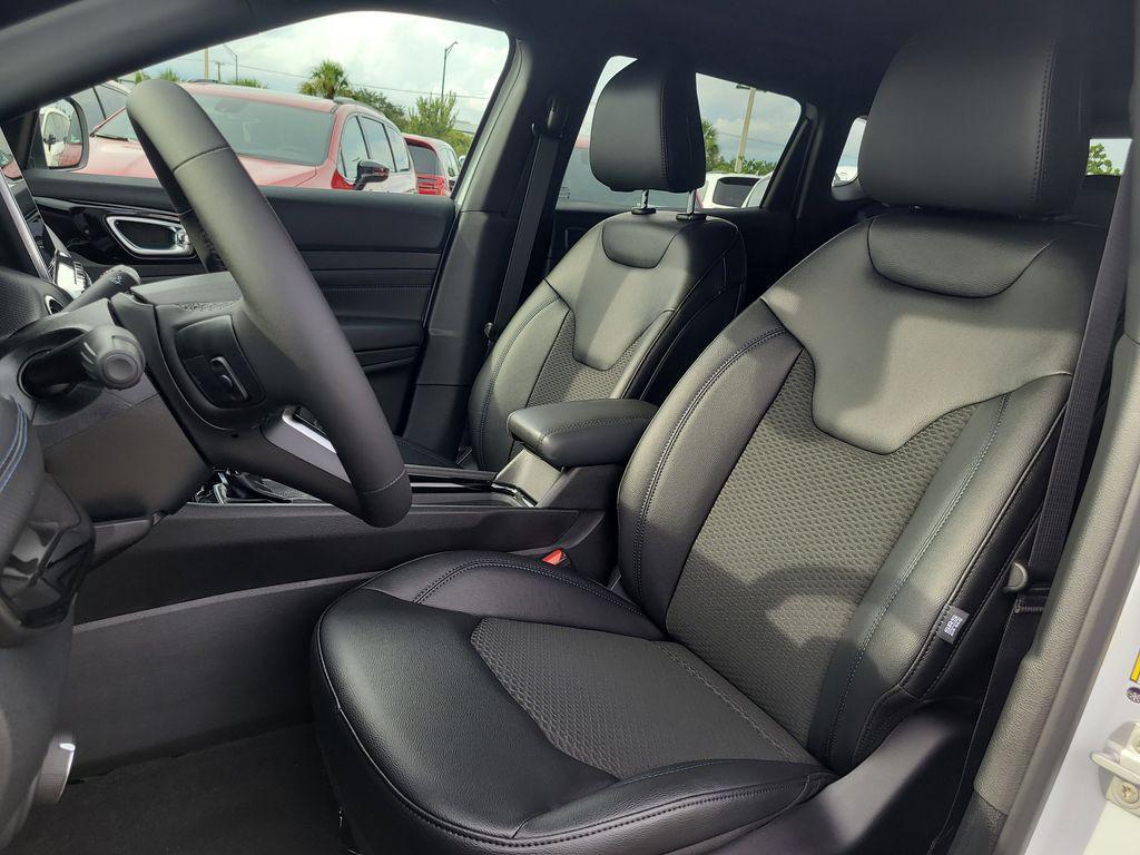 new 2025 Jeep Compass car, priced at $30,488