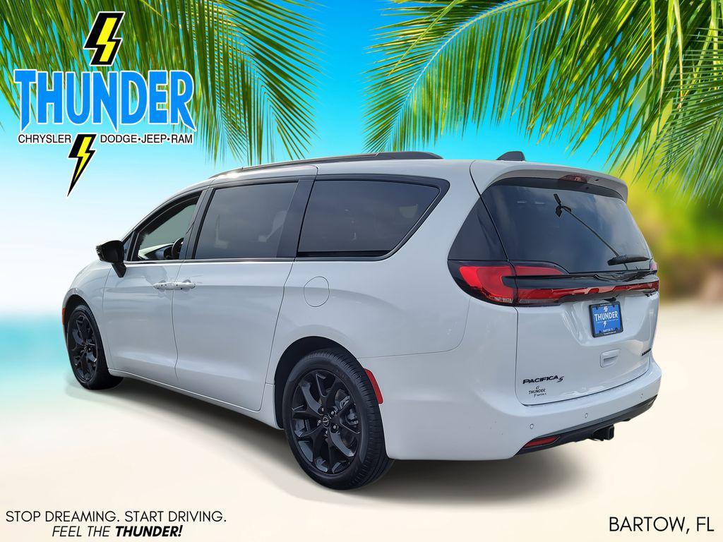 new 2026 Chrysler Pacifica car, priced at $50,617