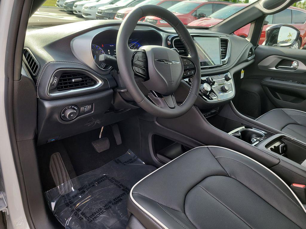 new 2026 Chrysler Pacifica car, priced at $50,617