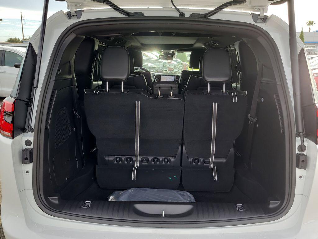 new 2026 Chrysler Pacifica car, priced at $50,617