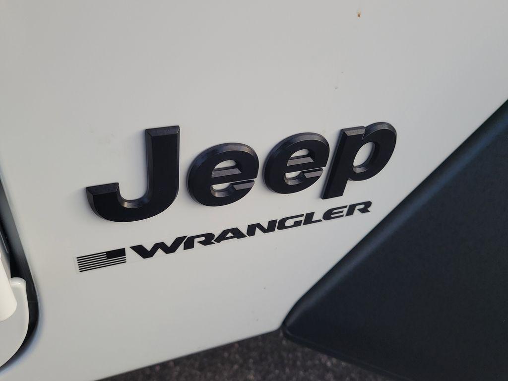 new 2026 Jeep Wrangler car, priced at $45,095