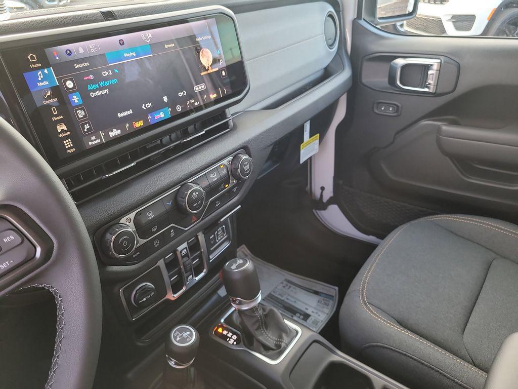 new 2026 Jeep Wrangler car, priced at $45,095