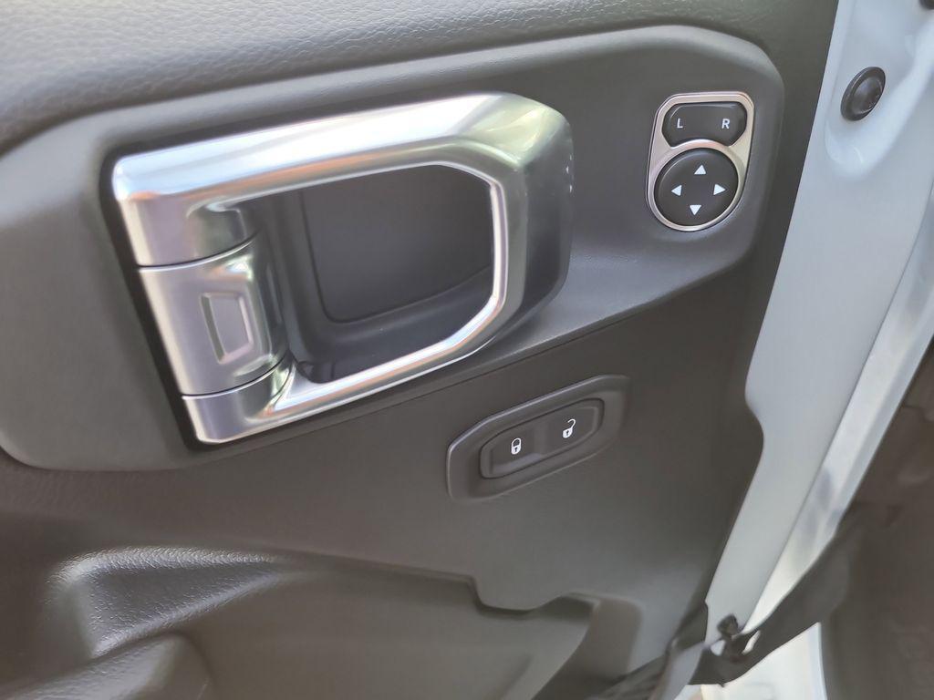 new 2026 Jeep Wrangler car, priced at $45,095