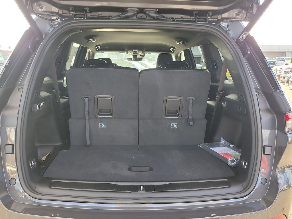 new 2025 Jeep Grand Cherokee L car, priced at $37,909