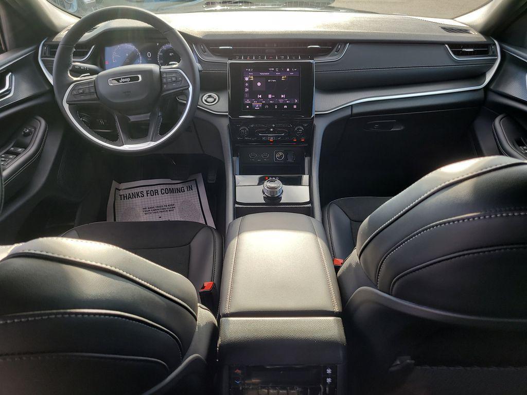 new 2025 Jeep Grand Cherokee L car, priced at $37,909