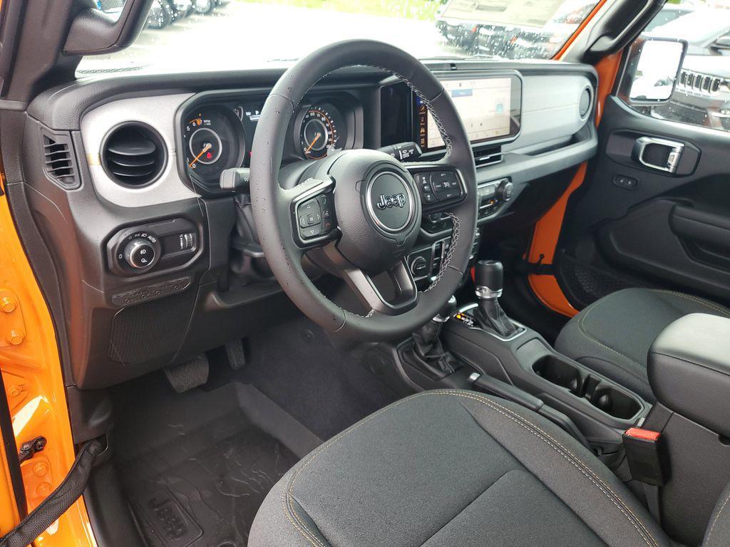 new 2025 Jeep Gladiator car, priced at $37,834