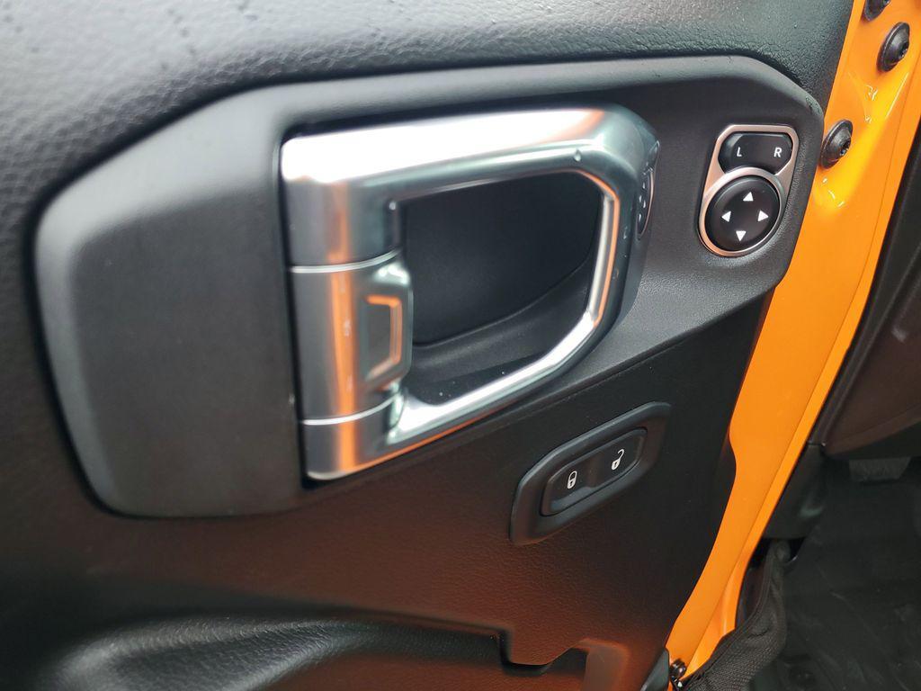 new 2025 Jeep Gladiator car, priced at $37,834