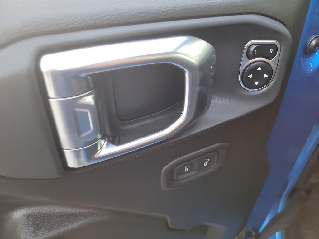 new 2026 Jeep Gladiator car, priced at $57,039