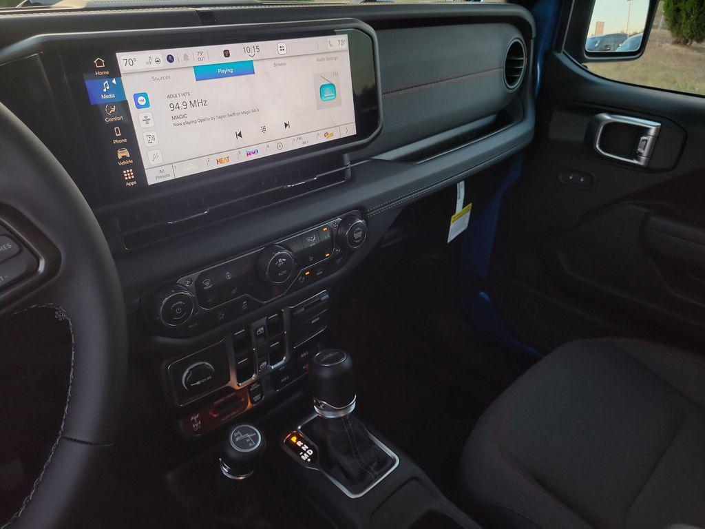 new 2026 Jeep Gladiator car, priced at $57,039