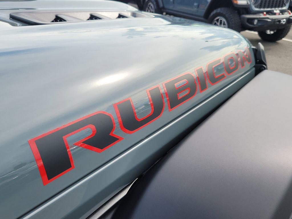 new 2025 Jeep Wrangler car, priced at $54,989