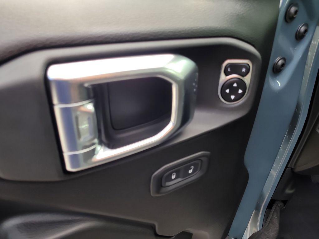 new 2025 Jeep Wrangler car, priced at $54,989