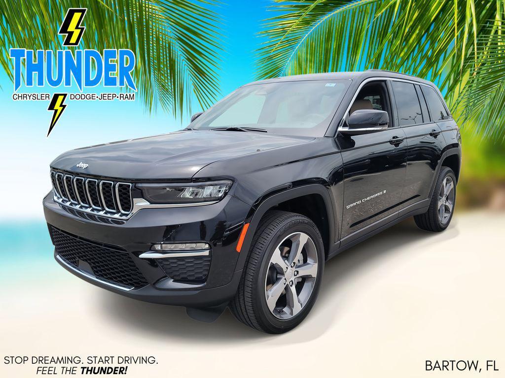 new 2025 Jeep Grand Cherokee car, priced at $40,054