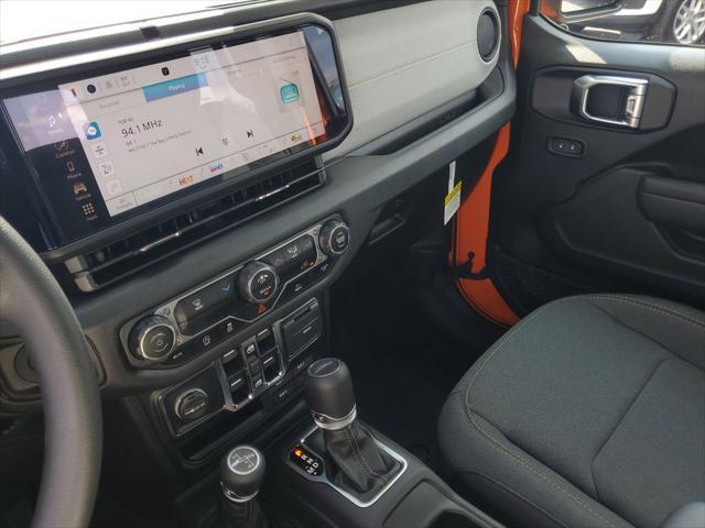 new 2025 Jeep Gladiator car, priced at $41,916