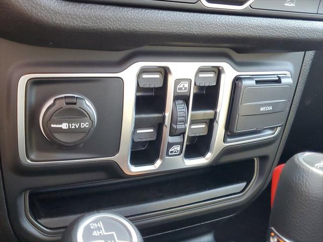 new 2025 Jeep Gladiator car, priced at $46,815