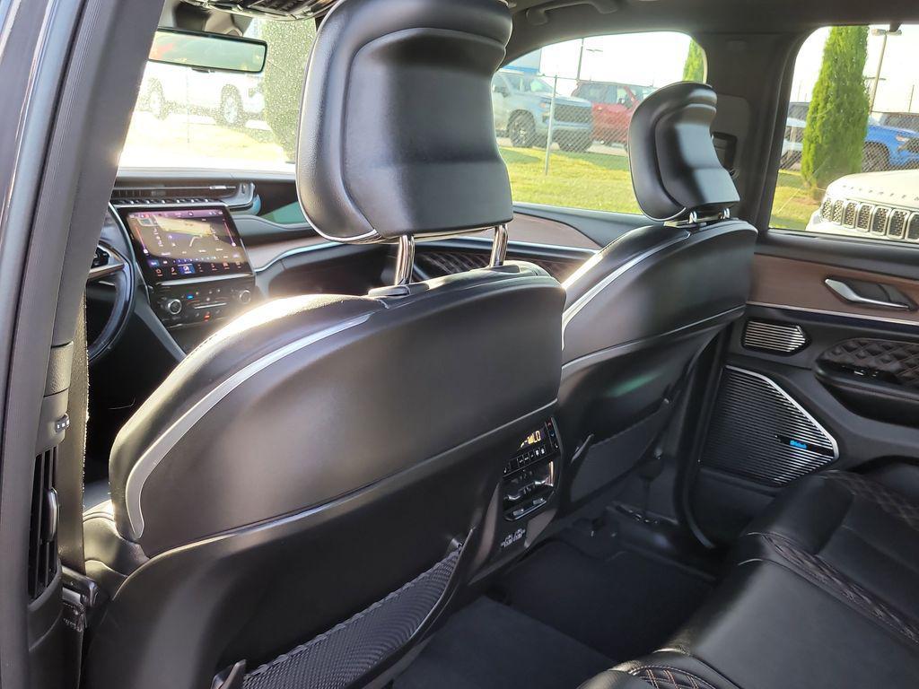 used 2022 Jeep Grand Cherokee car, priced at $32,865