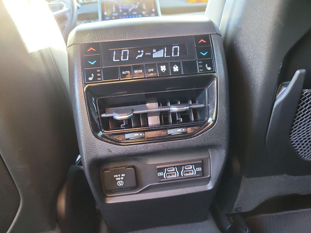 used 2022 Jeep Grand Cherokee car, priced at $32,865