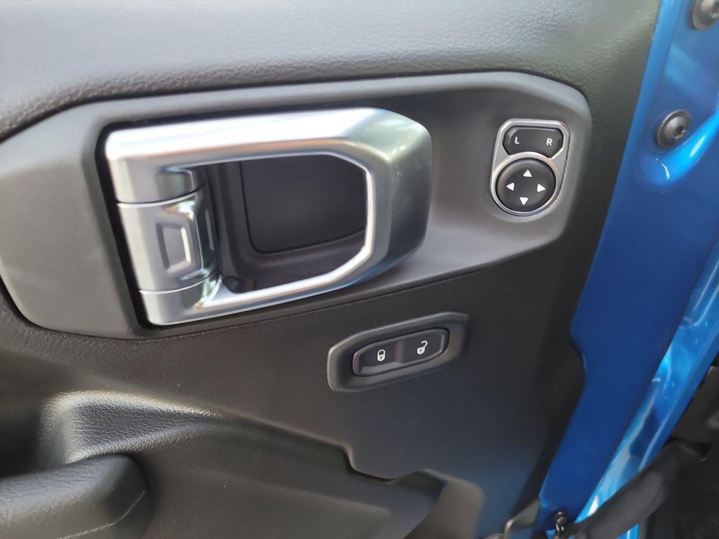 new 2026 Jeep Wrangler car, priced at $40,920