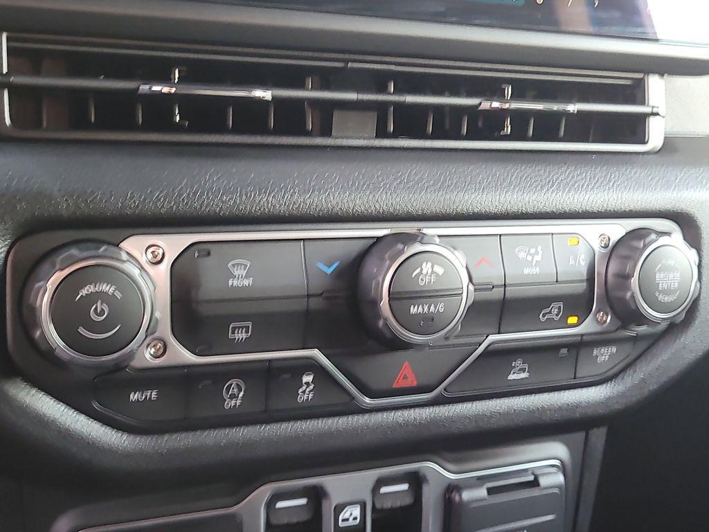 new 2026 Jeep Wrangler car, priced at $40,920