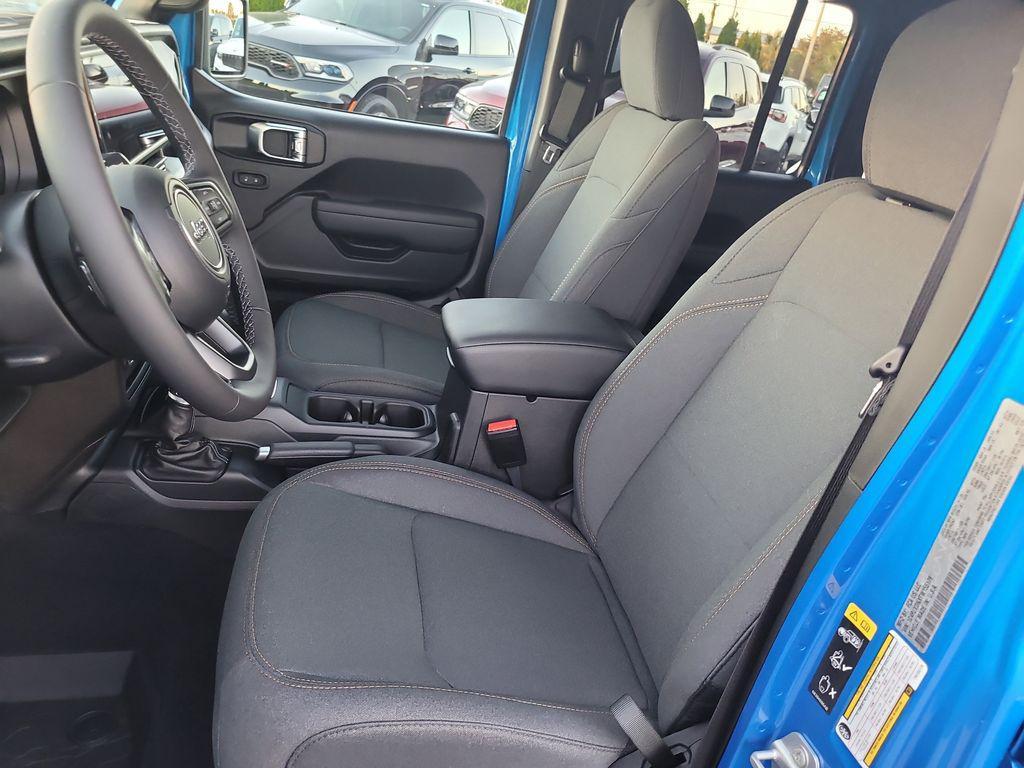 new 2026 Jeep Wrangler car, priced at $40,920