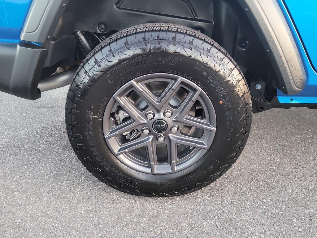 new 2026 Jeep Wrangler car, priced at $40,920