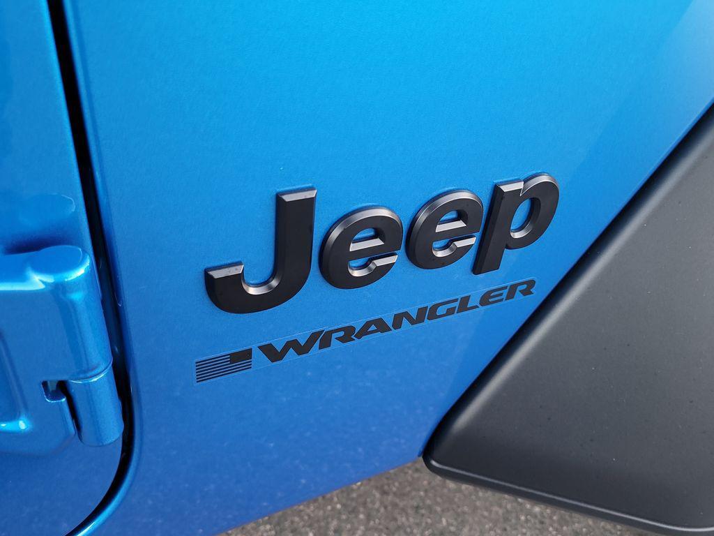 new 2026 Jeep Wrangler car, priced at $40,920