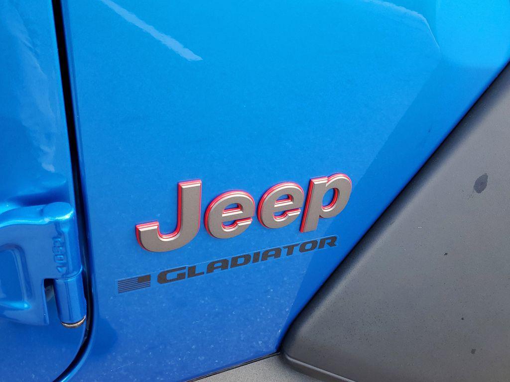 new 2025 Jeep Gladiator car, priced at $50,555
