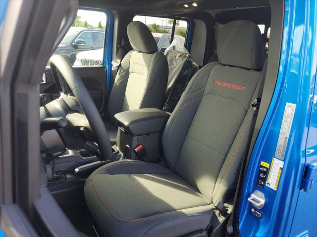 new 2025 Jeep Gladiator car, priced at $47,222