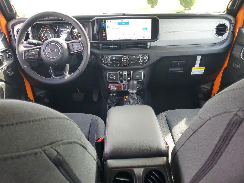 new 2025 Jeep Wrangler car, priced at $42,989