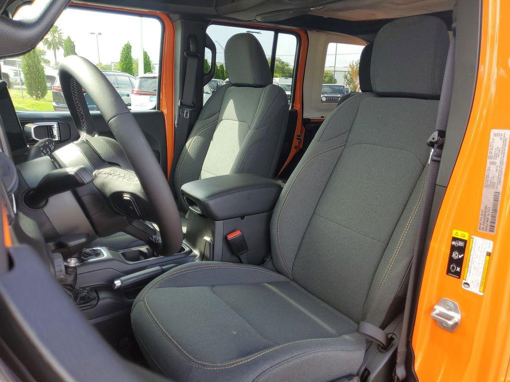 new 2025 Jeep Wrangler car, priced at $42,989