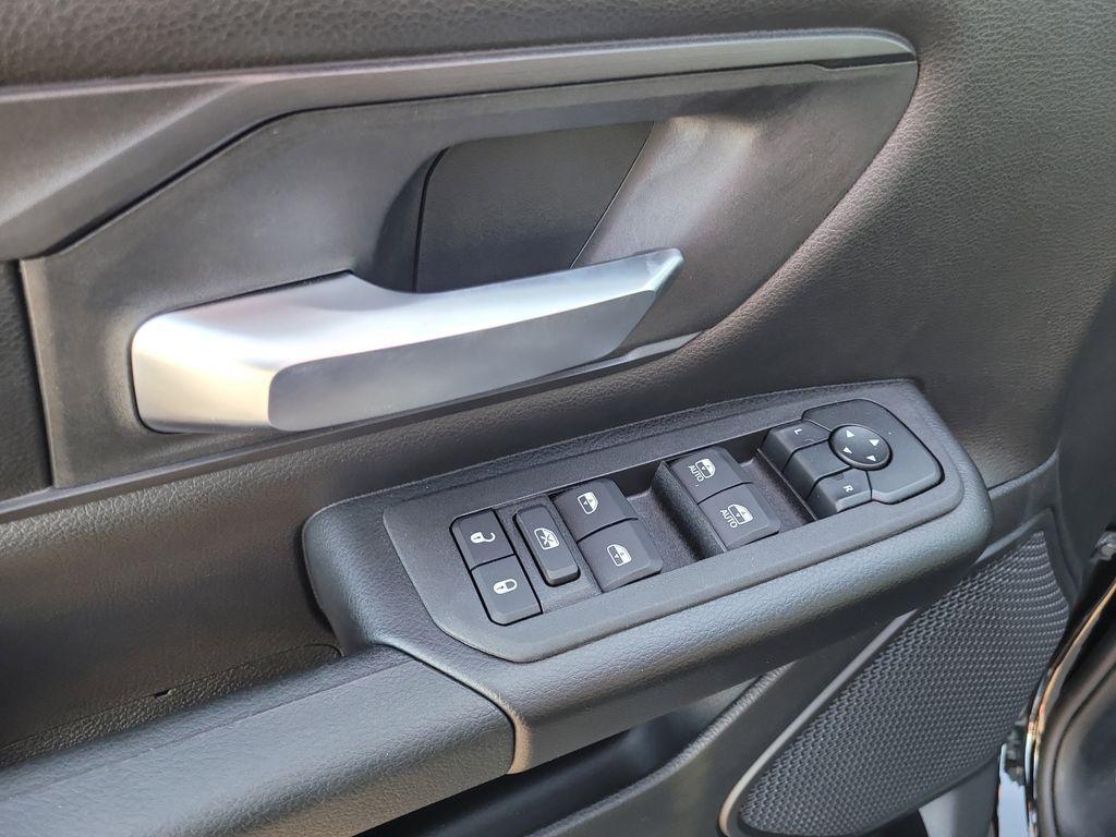 new 2025 Ram 1500 car, priced at $40,761