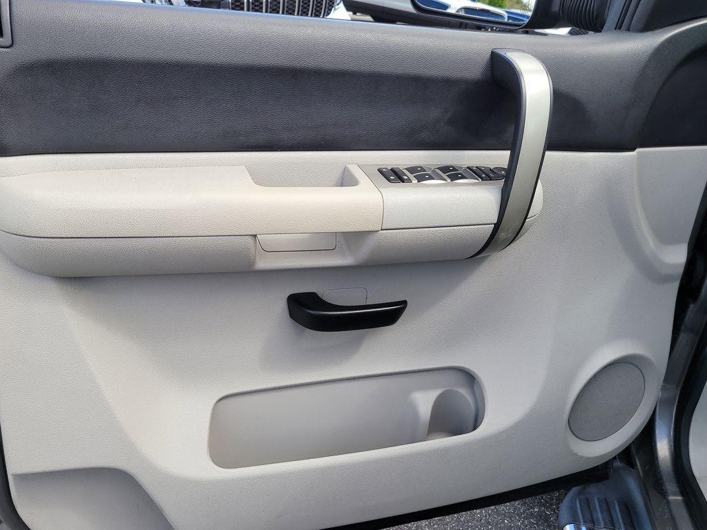 used 2008 Chevrolet Silverado 2500 car, priced at $21,478