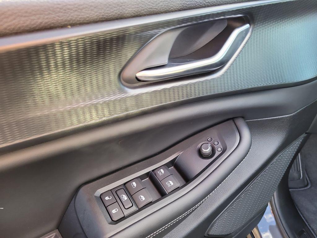 new 2025 Jeep Grand Cherokee L car, priced at $35,633