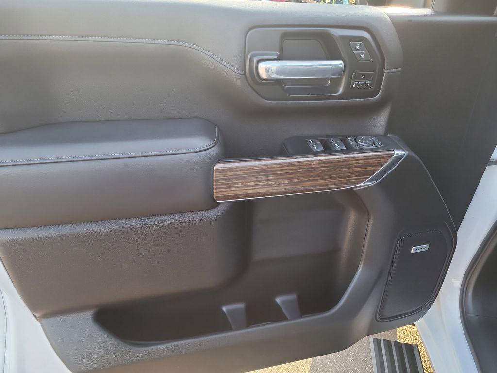 used 2022 Chevrolet Silverado 2500 car, priced at $60,856