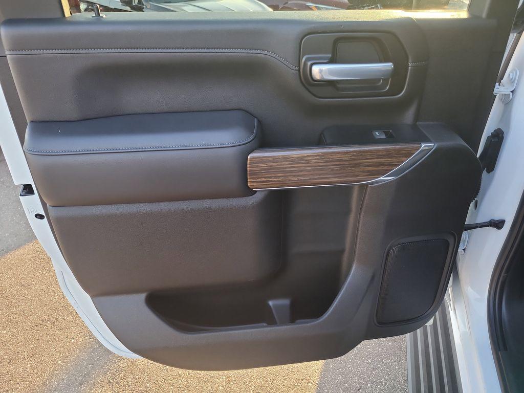 used 2022 Chevrolet Silverado 2500 car, priced at $60,856